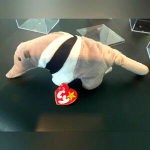 ANTs beanie baby! RARE with errors!